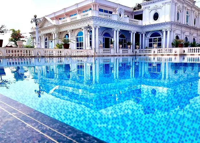 Dream Palace 3*