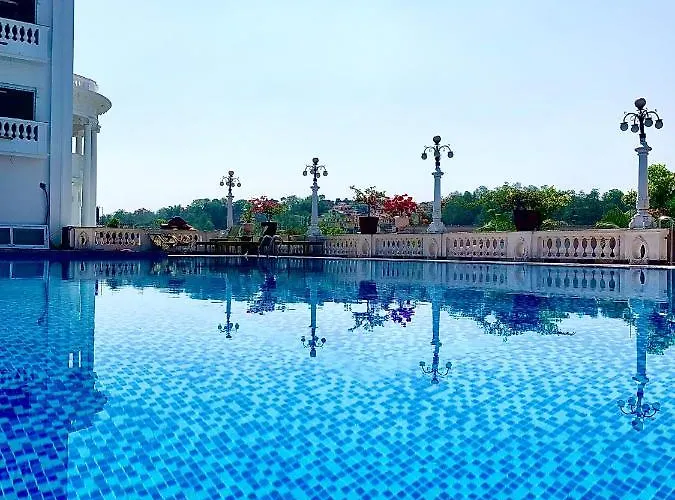 Hotel Dream Palace 3*